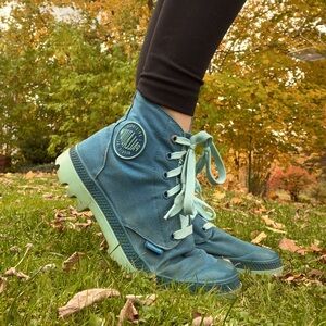 Palladium Pampa Hi Shoes, Unisex 7.5 US